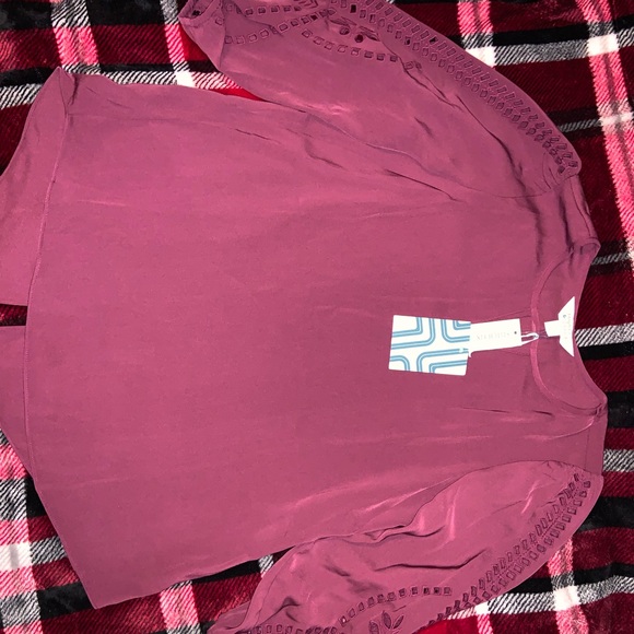 High heel boots 7(1/2), burgundy shirts (M), and comfy exercise pants (M). - Picture 3 of 10